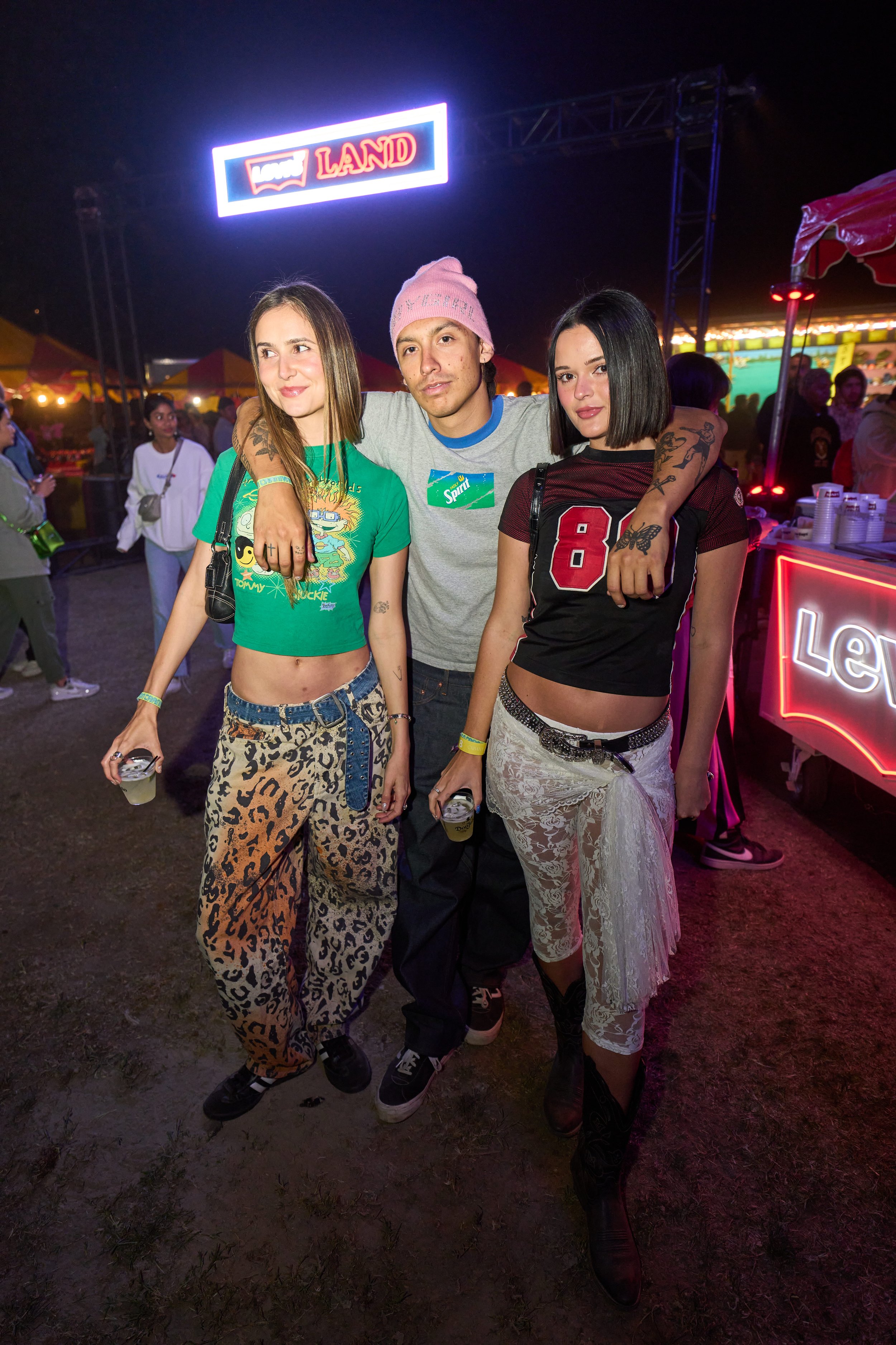 20230415_NeonCarnival_Atmosphere_AP_230.jpg