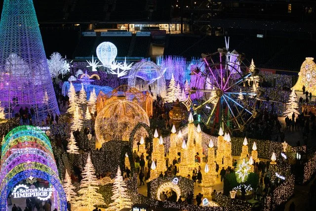 2025 ENCHANT LA WINTER WONDERLAND, LA