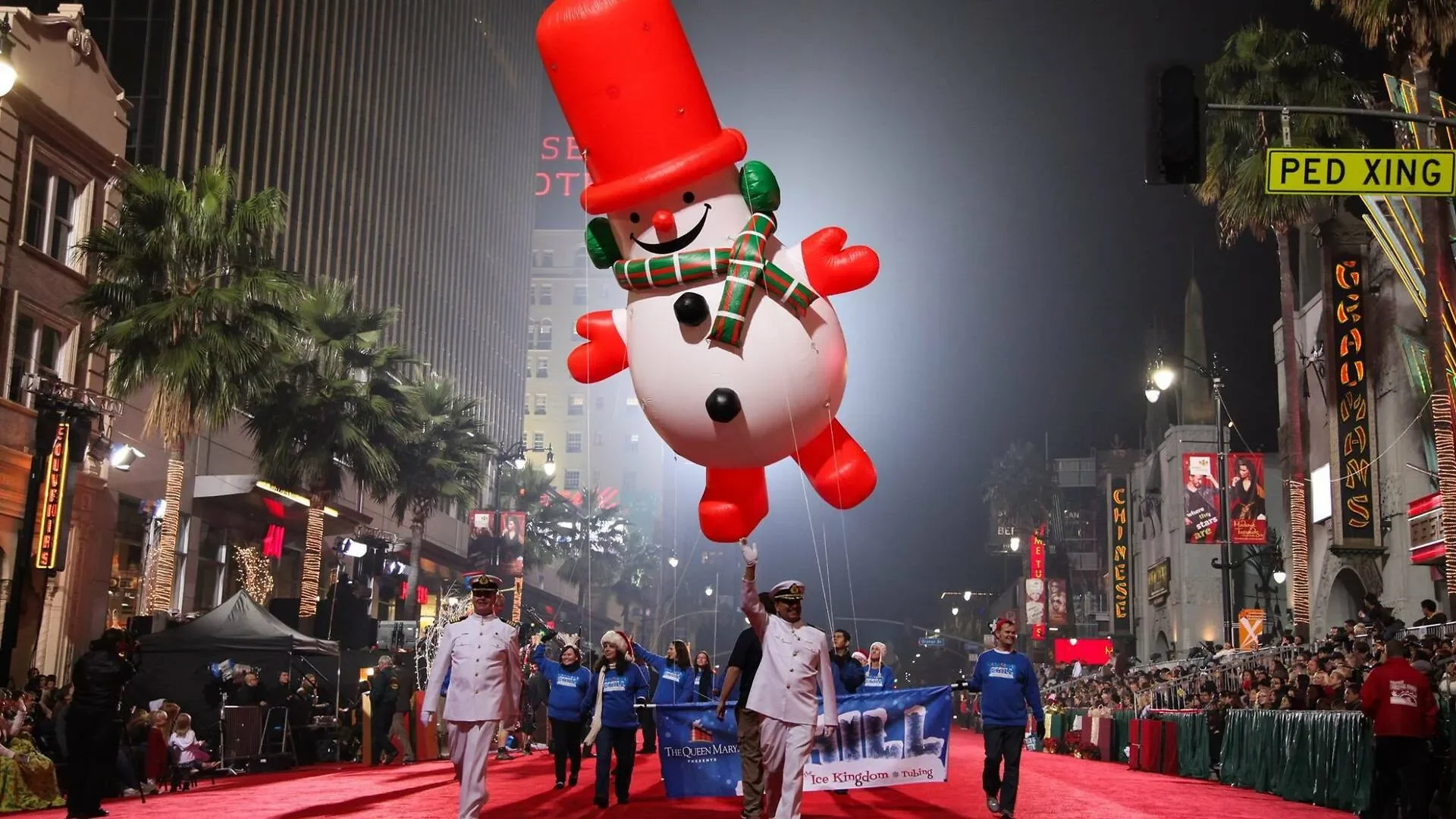 93RD ANNIVERSARY OF THE HOLLYWOOD CHRISTMAS PARADE, LA