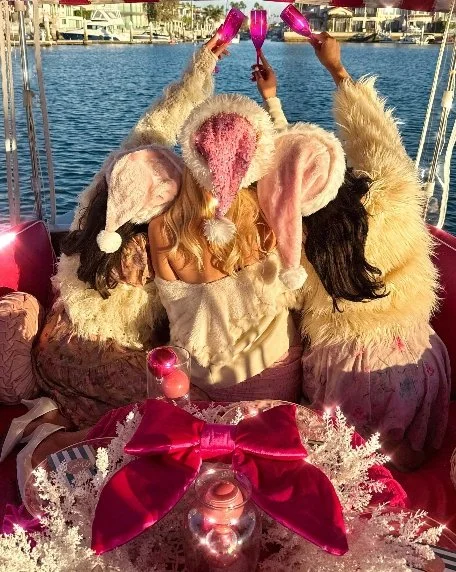 PINK CHRISTMAS BRUNCH, LA