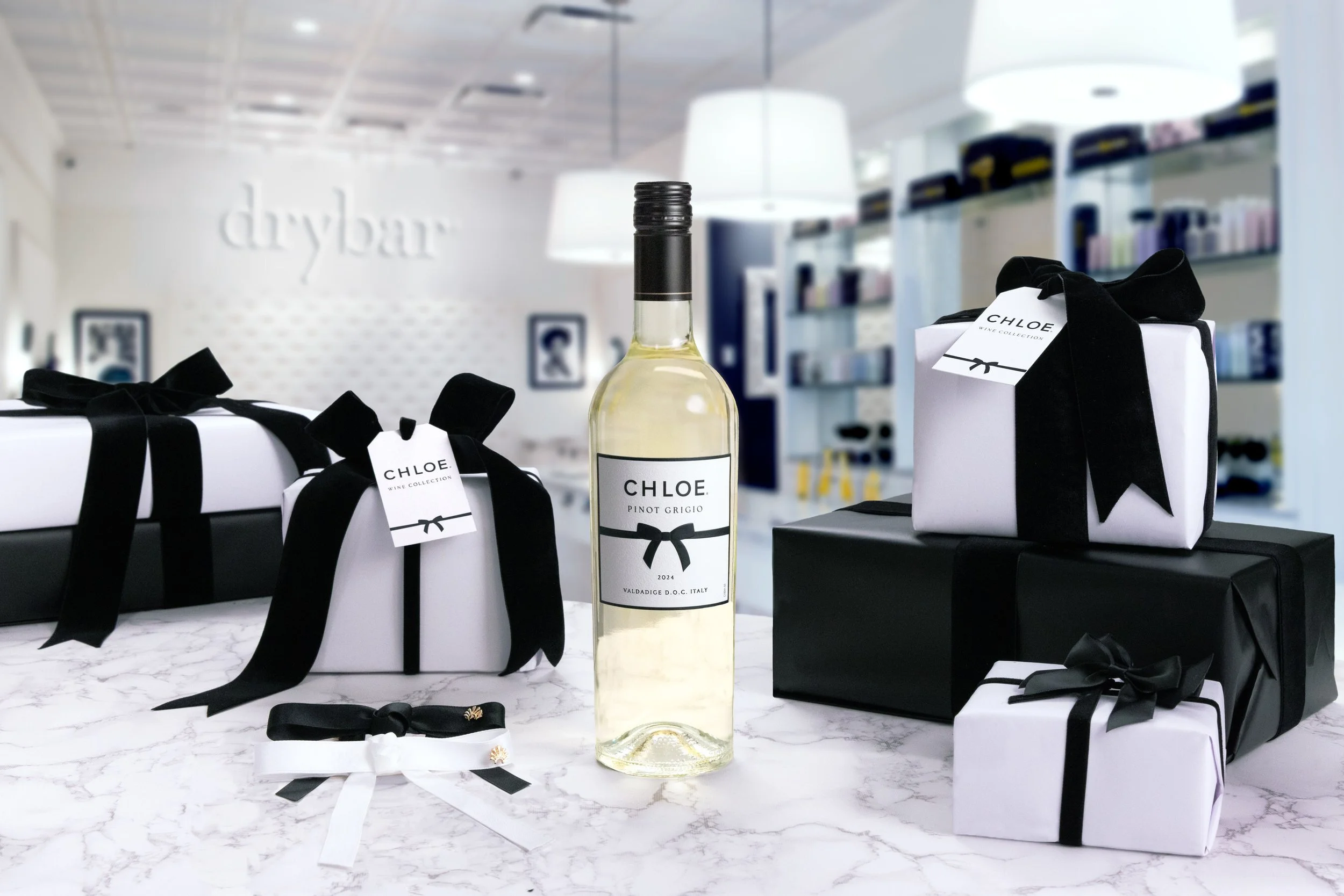 CHLOE WINE COLLECTION X DRYBAR: THE HOLIDAY BOW BAR, NYC