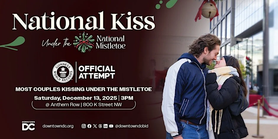 NATIONAL KISS UNDER THE NATIONAL MISTLETOE, DC