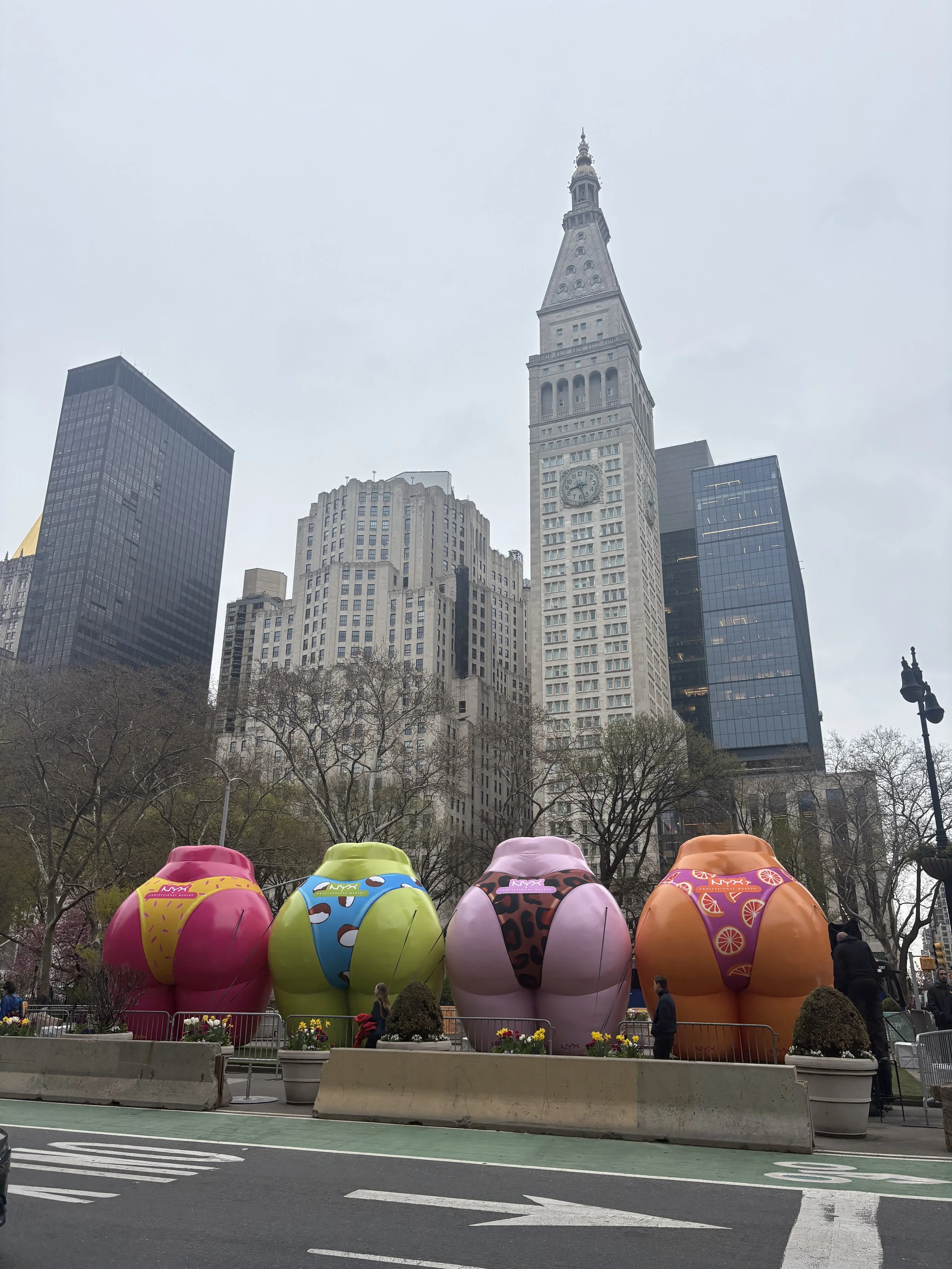 NYX PROFESSIONALS CHEEKY STUNT, NYC