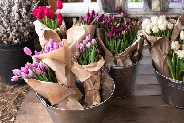 TOMMEE TIPPEE MOTHER'S DAY FLOWER CART, NYC