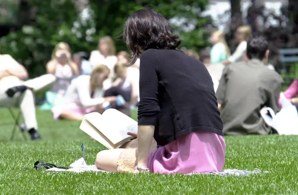 BRYANT PARK 'READ ON THE LAWN DAY' 2026, NYC