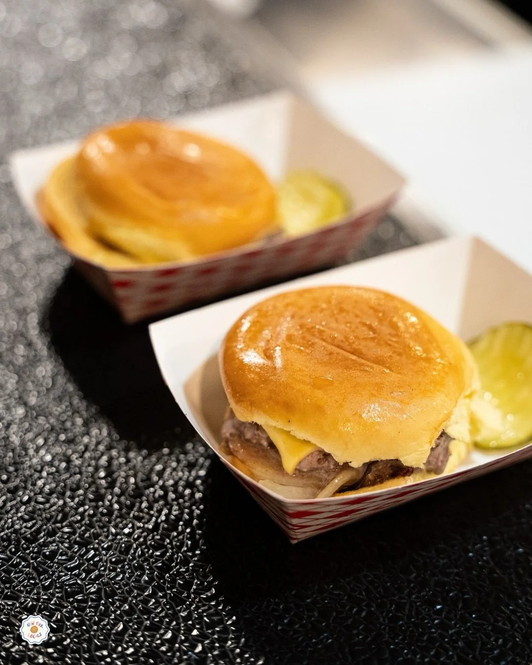 FREE WHITS SLIDERS FOR KNICKS FANS, NYC
