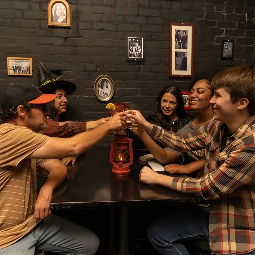 GHOSTS BOOS AND BOOZE HAUNTED PUB CRAWL, LA