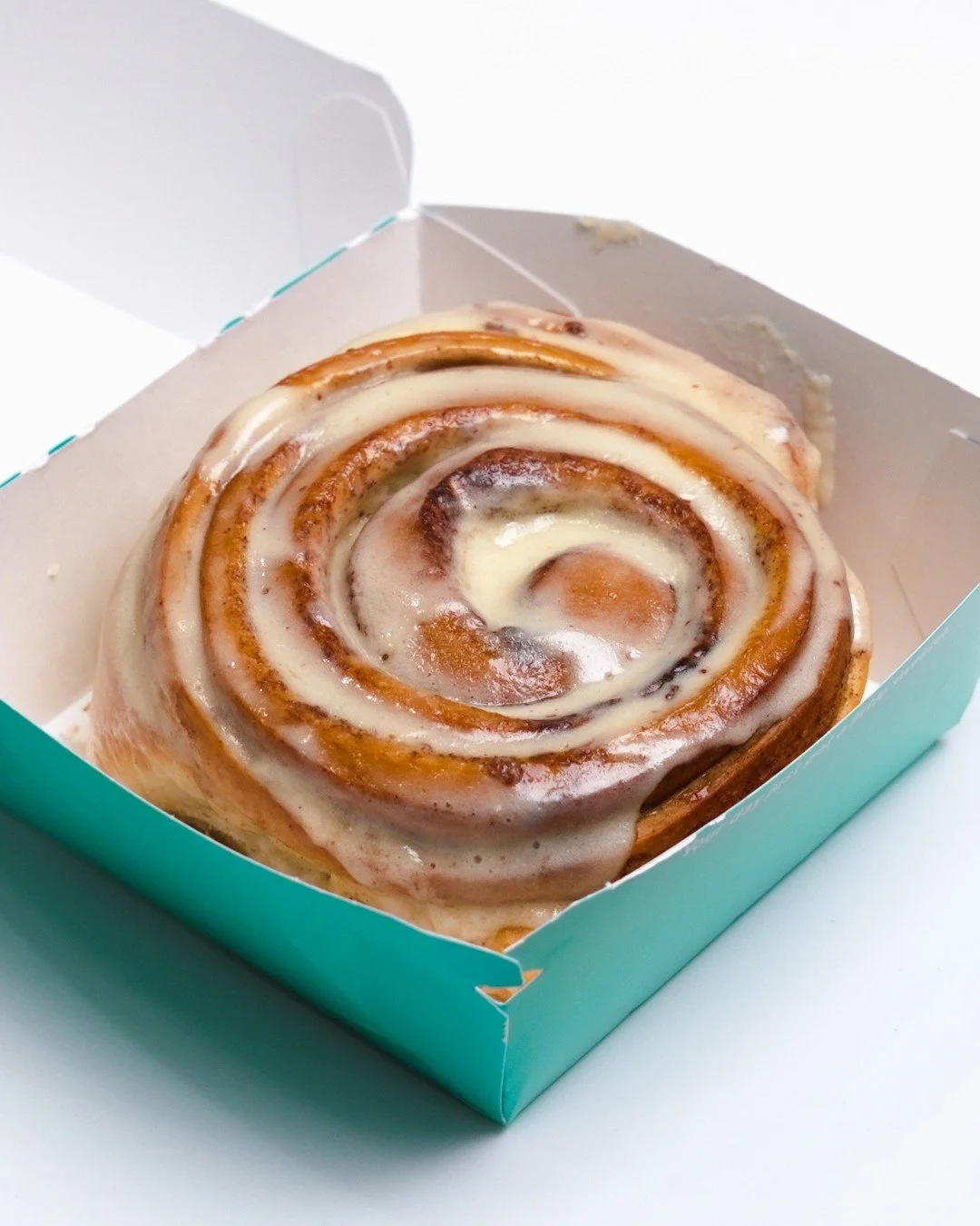 NATIONAL CINNAMON ROLL DAY WITH CINNABON, NATIONWIDE