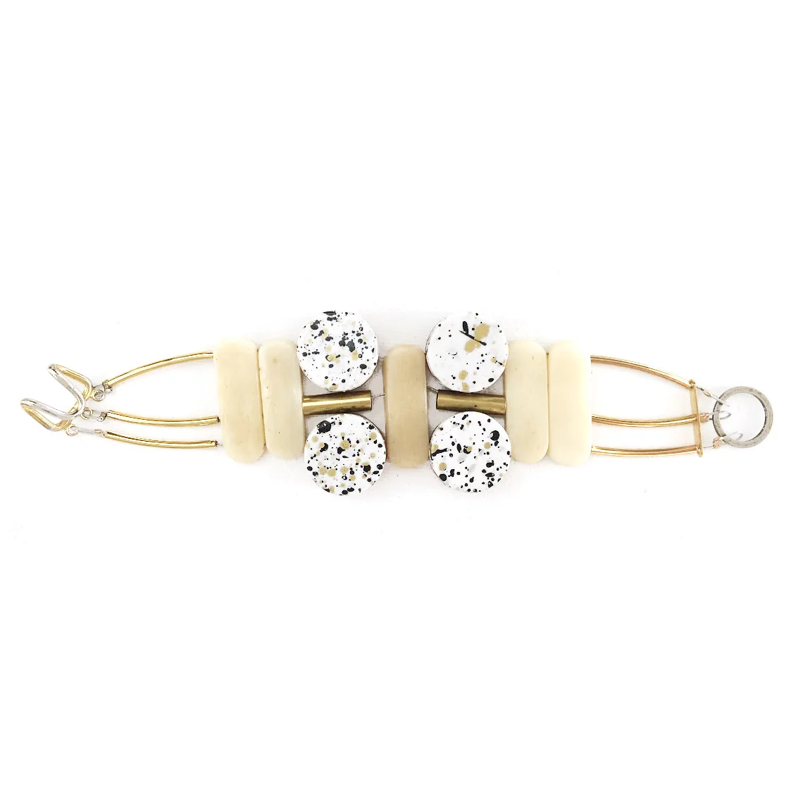 aw19 terra cuff white.jpg