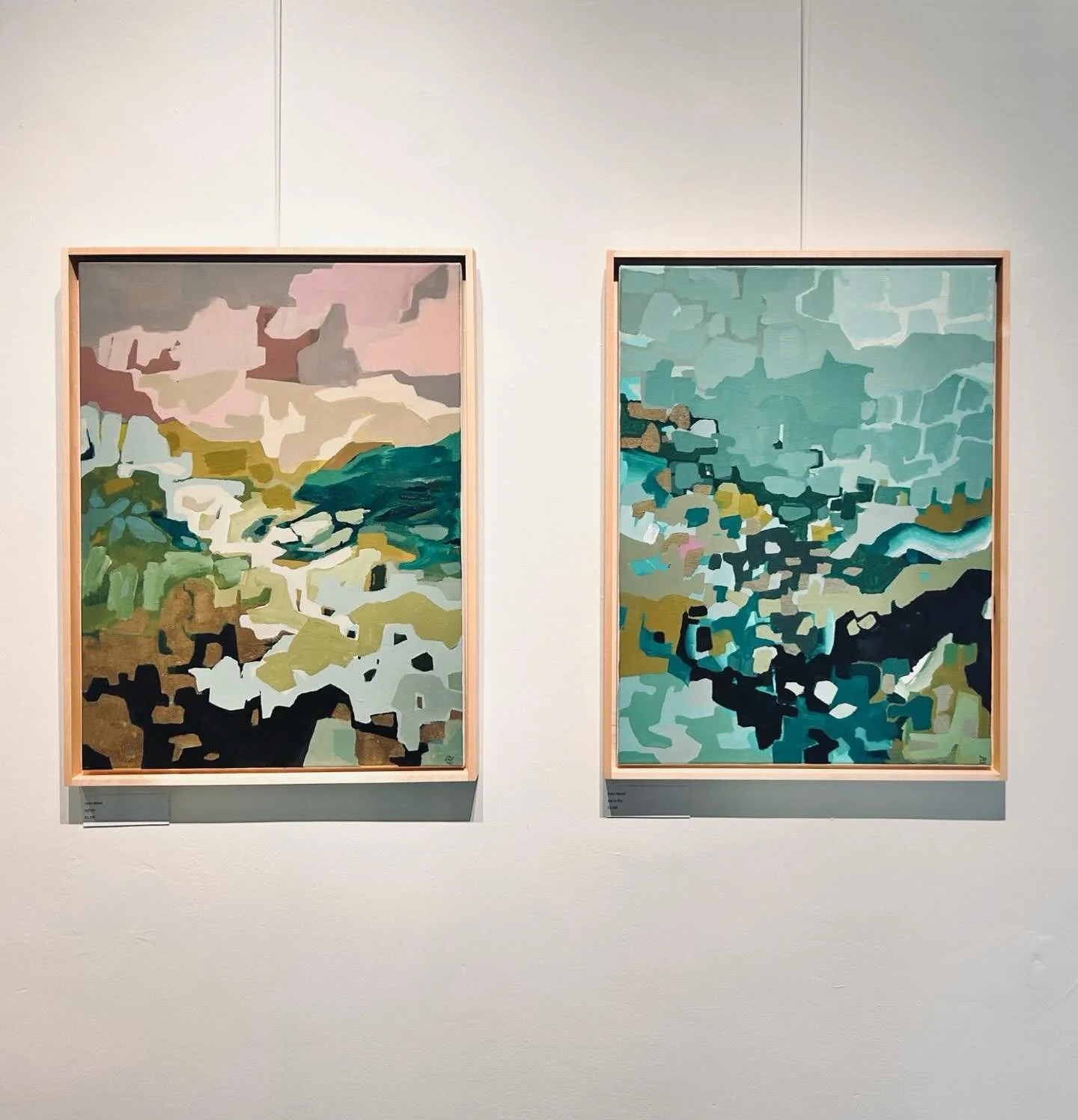 The show is up @pianonobile 🌟
IN AND OUT OF WEEKS: TiME IN LANDSCAPE
DM for appt to view and/or mark your calendar for the artist reception next month - Friday July 18 6-9pm