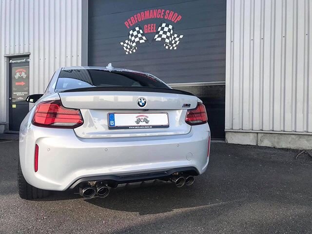 M2 Competition
- Carbon rear spoiler
- custom tailpipes

#performanceshopgeel #m2 #m2competition #bmw #bmwm2