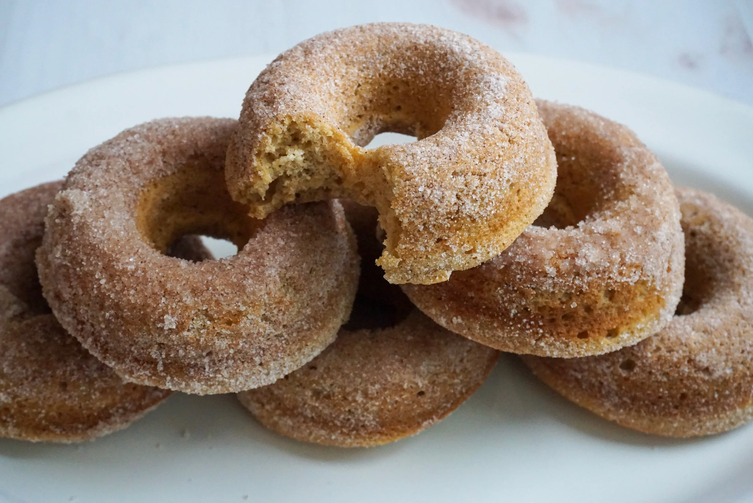 baked apple cider donuts