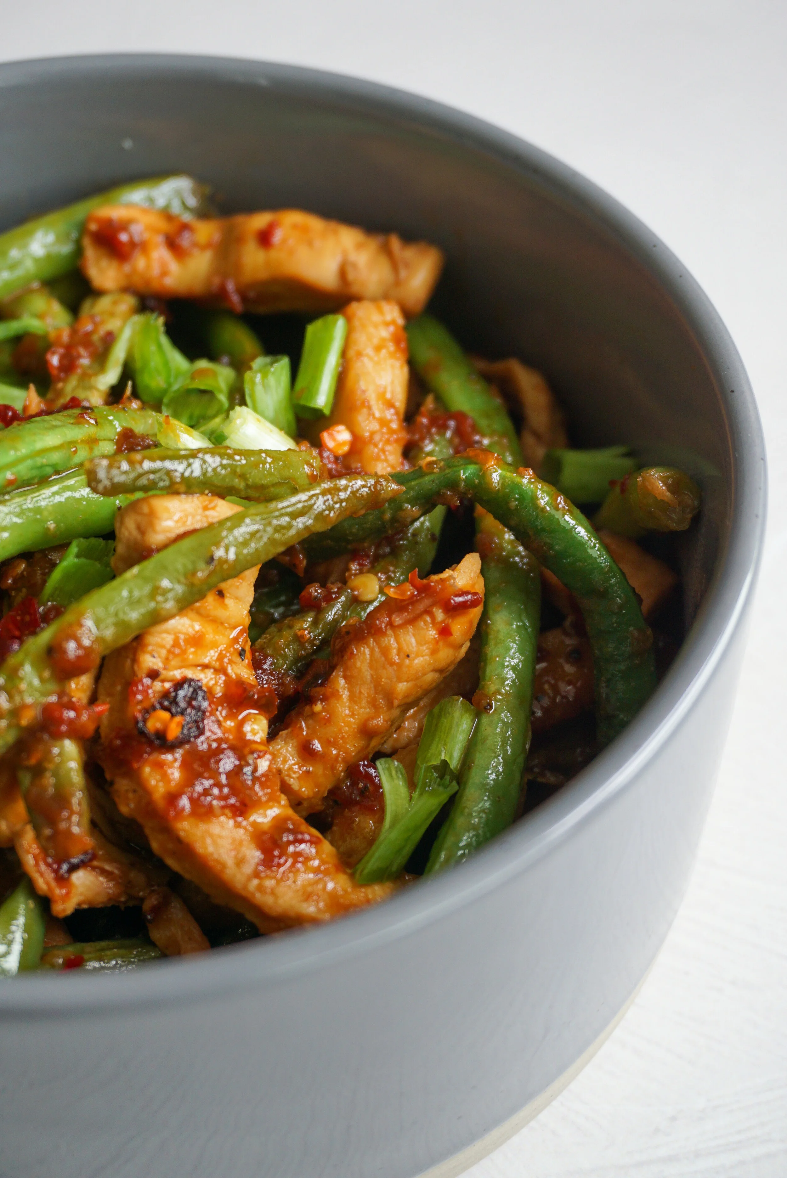 chili garlic chicken + green beans