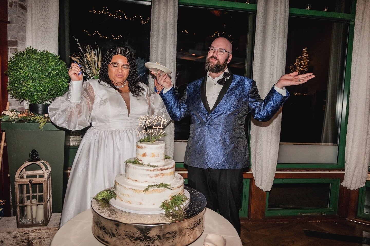 Today&rsquo;s vibes 🥳 will you be seeing more of this lovely couple on my feed? High chance of 💯

Hotel @avonoldfarmshotel 
Venue @pondhouseweddings @pondhousecafe 
DJ @powerstationevents_weddings @powerstationevents 
Cake @cakesdonna 
Tux @modernf