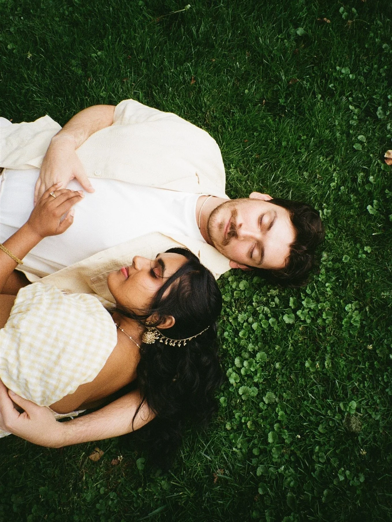 D&W’s engagement session all on film πποΈ 
a fun challenge that made me sweat just a ~little~ bit but the location, the greens and blues, these humans — made it all come together — it taught me to line up my shots with purpose