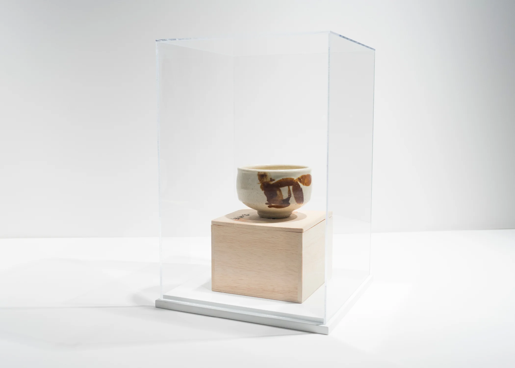 Vitrine. Private Collection.
