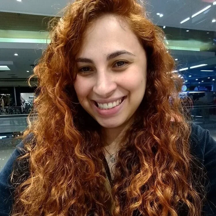 Emily Andalaft, Escola de Comunicação