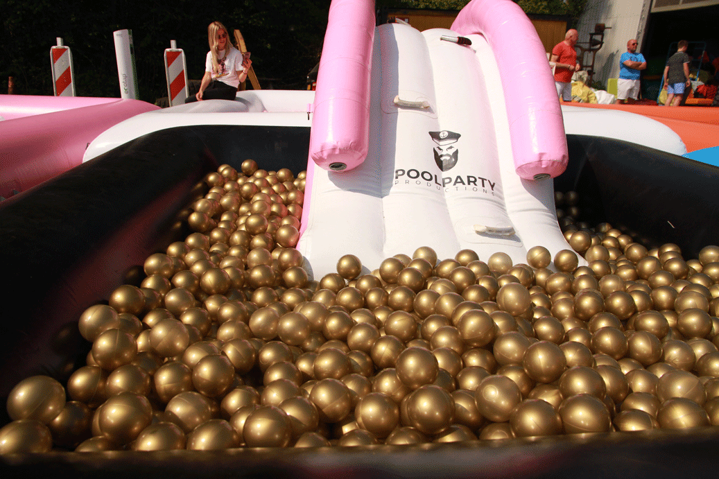 Gouden-ballenbak-ballenbad-huren-entertainment-business.jpg