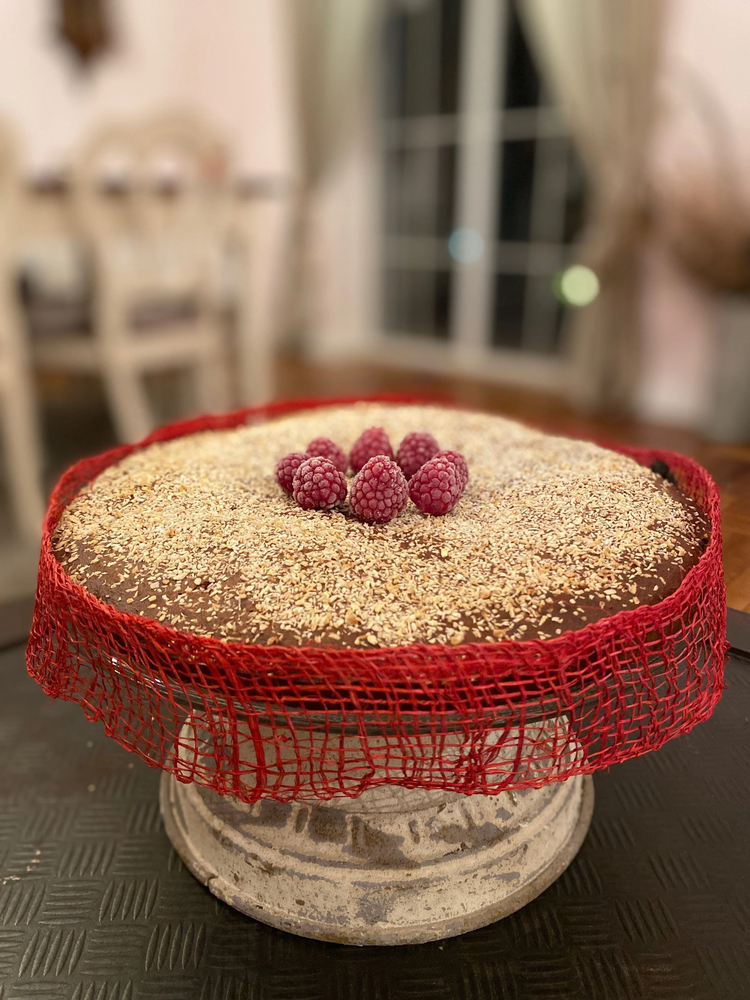 Здравословен шоколадов сладкиш с домашна нутела от кухнята на Лиа-Филипа (и за пости)