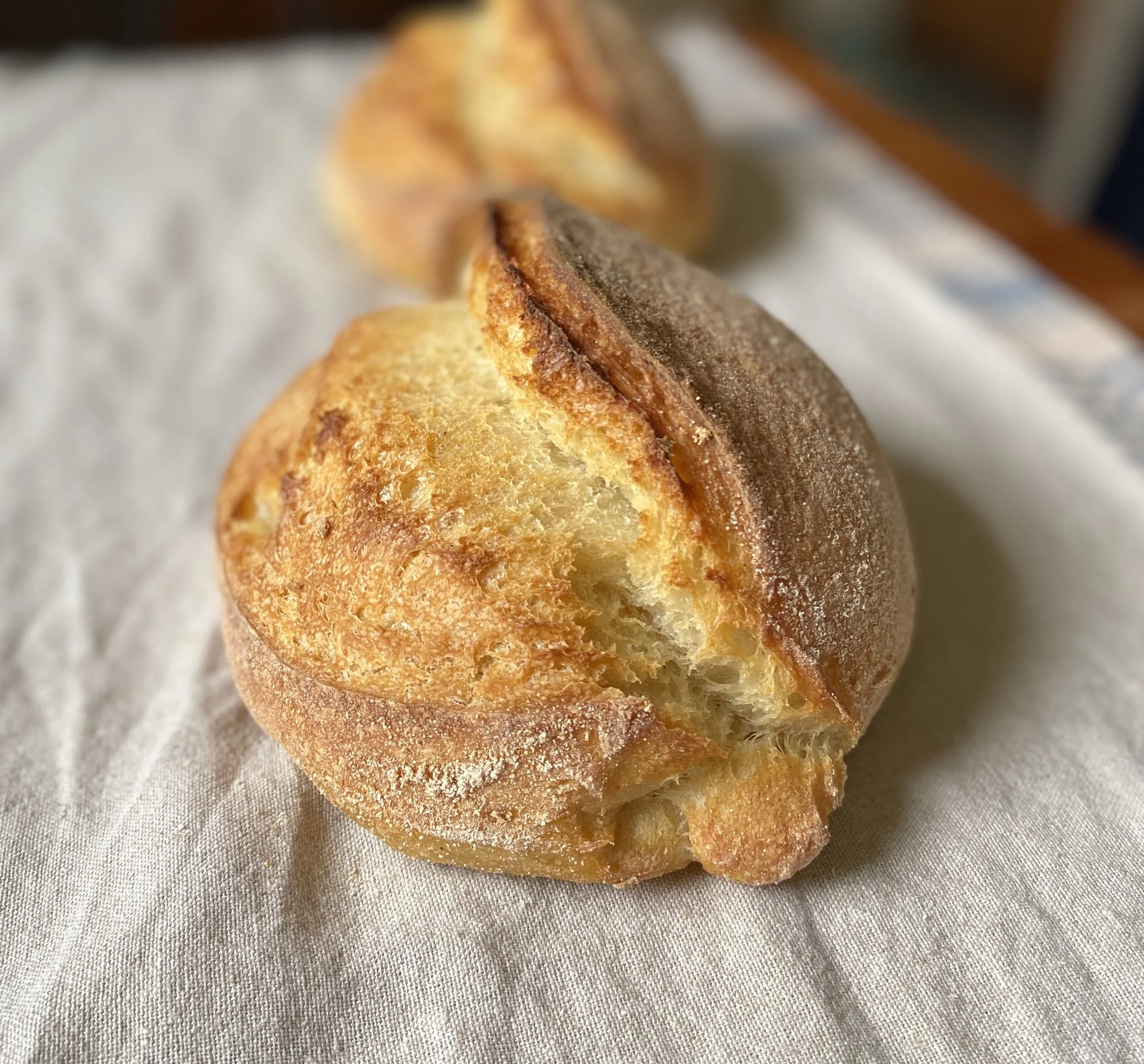 Основна рецепта за обикновен бял хляб с квас - с видео