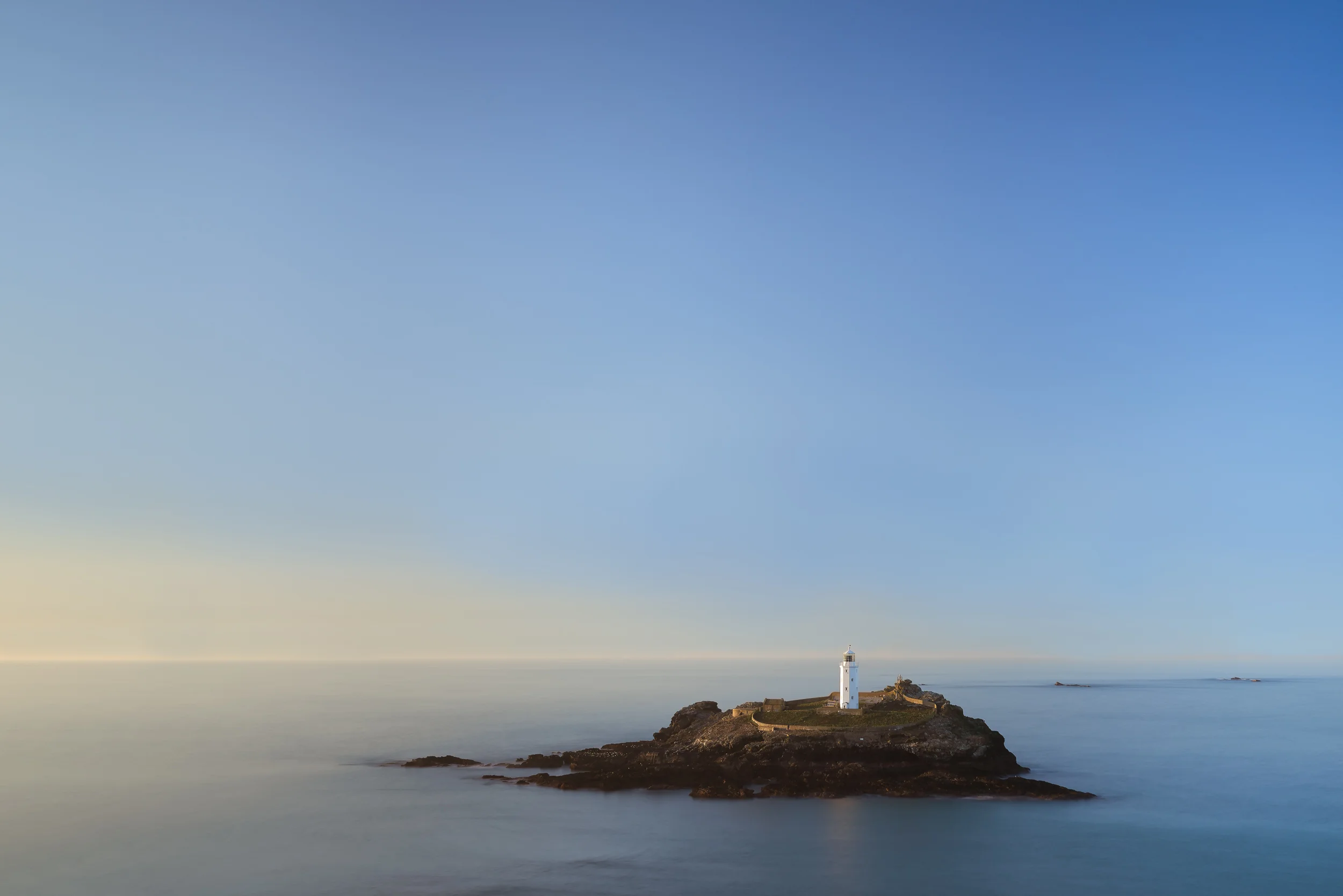 godrevy-lighthouse-ocean.jpg