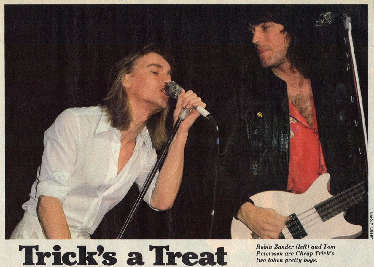 CircusMagazine4.gif