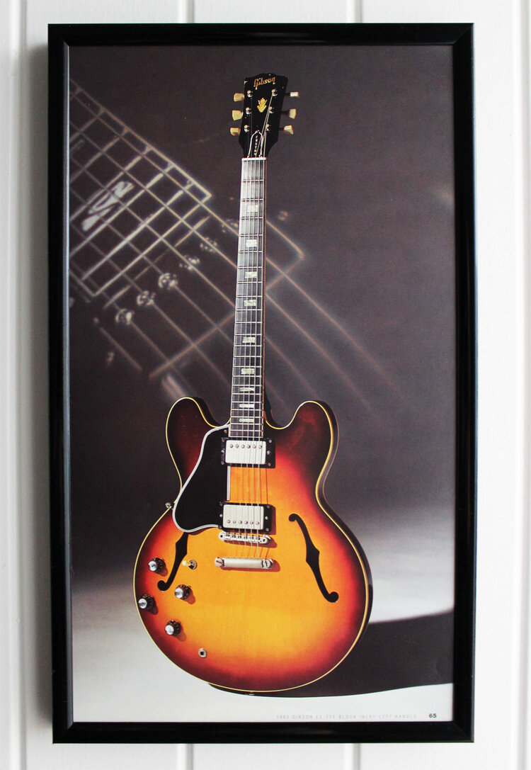 entusiastisk konsulent Ampere Framed Book Print - 1963 LH Gibson ES-335 guitar — 12-String Bass  Encyclopedia