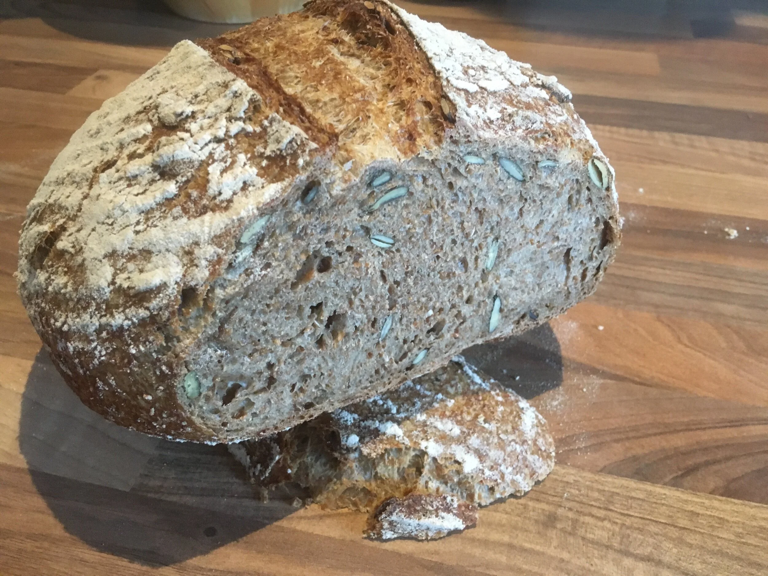 Recept: Coronabrood met pompoenpitten