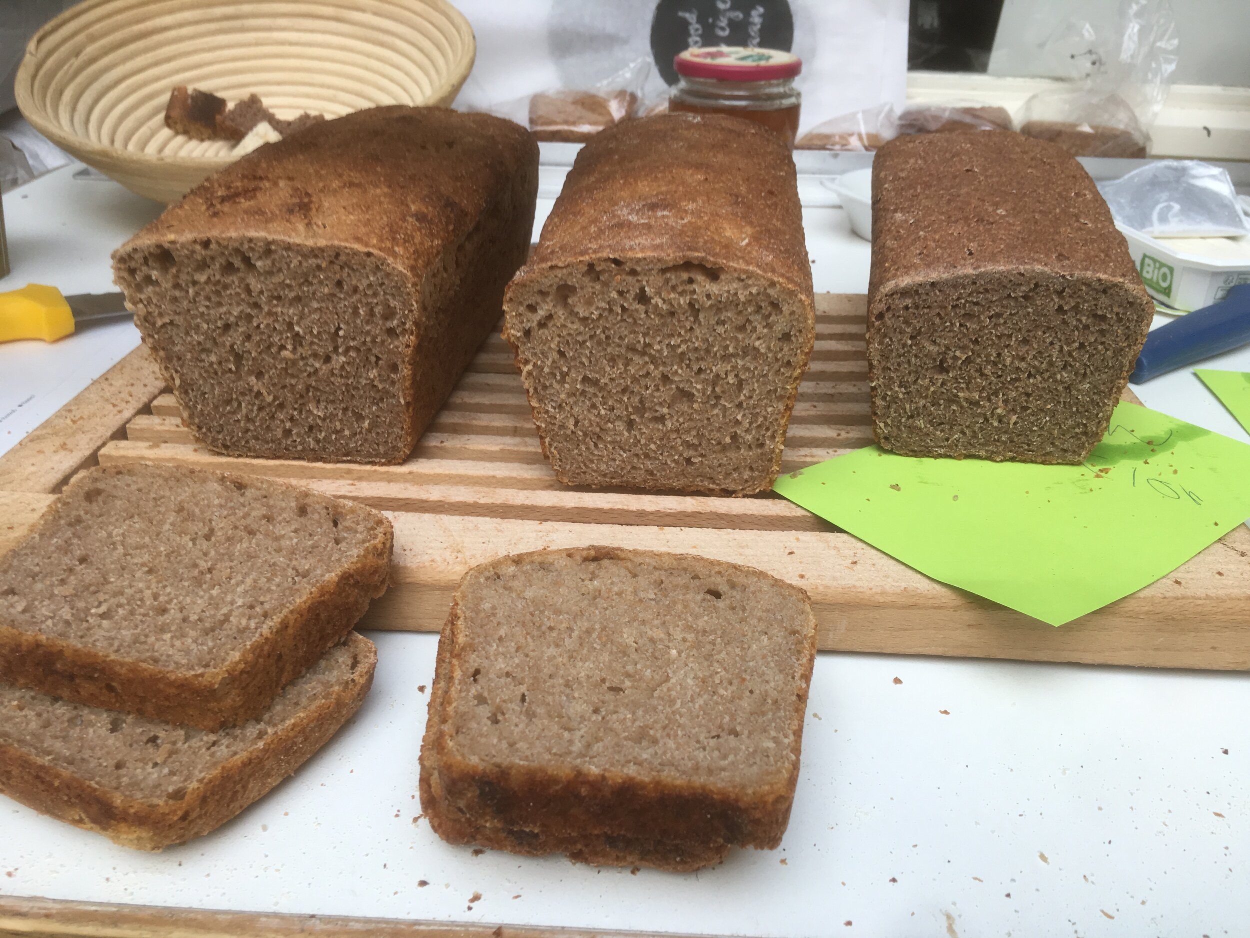 3 soorten brood met oude granen