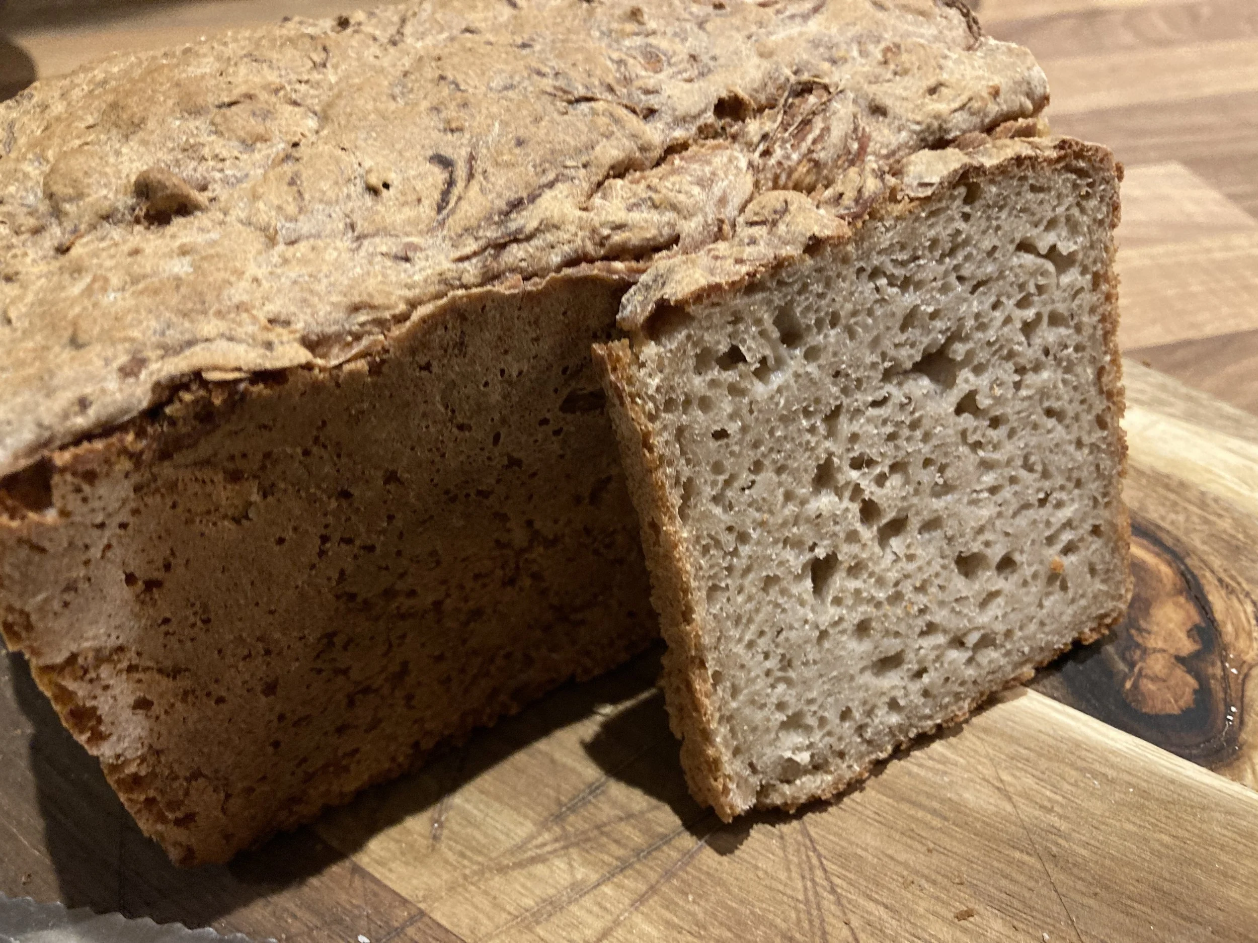 Groentenbrood met knolselder en boekwitmeel