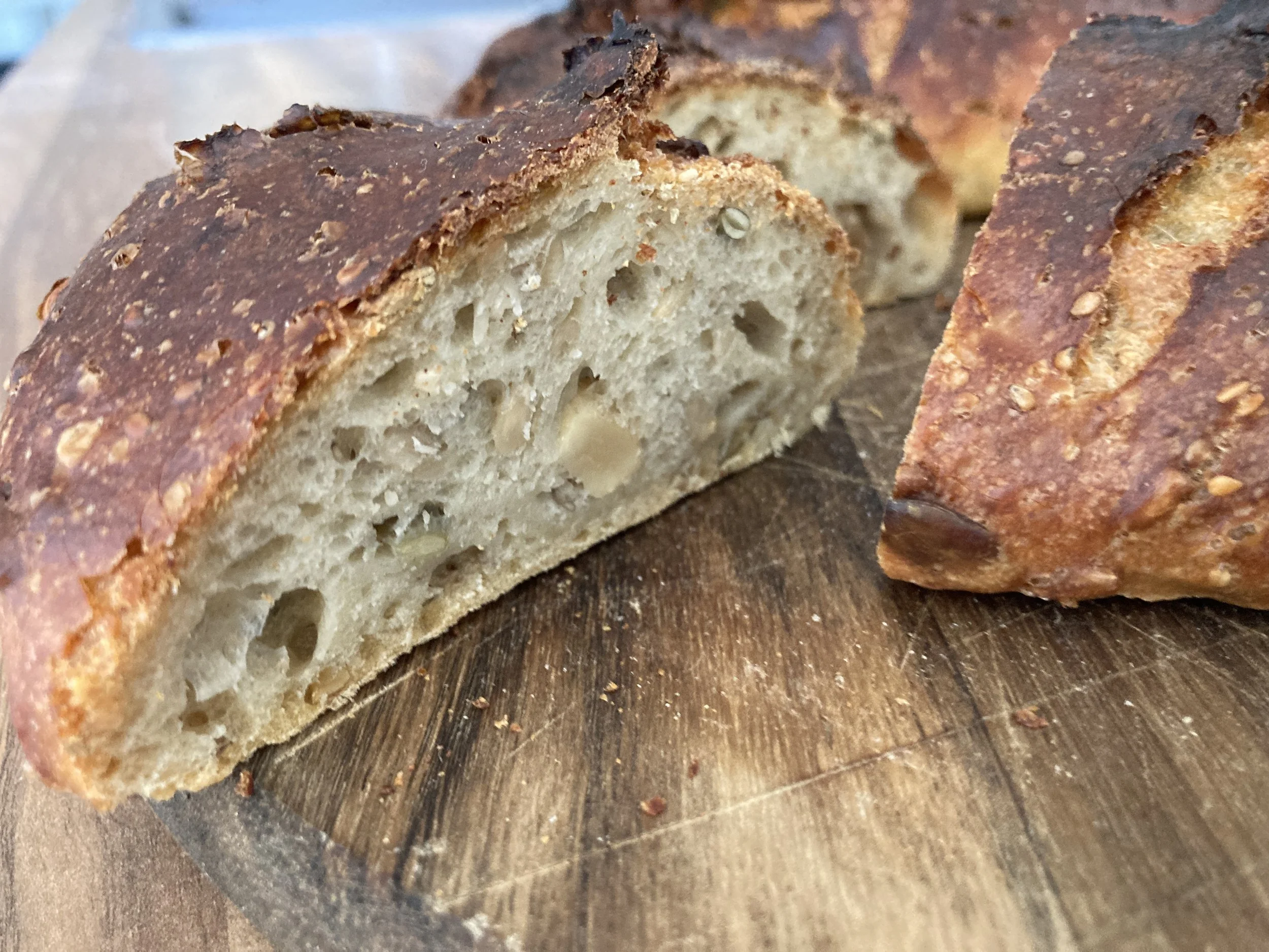 Speltbrood met hazelnoten