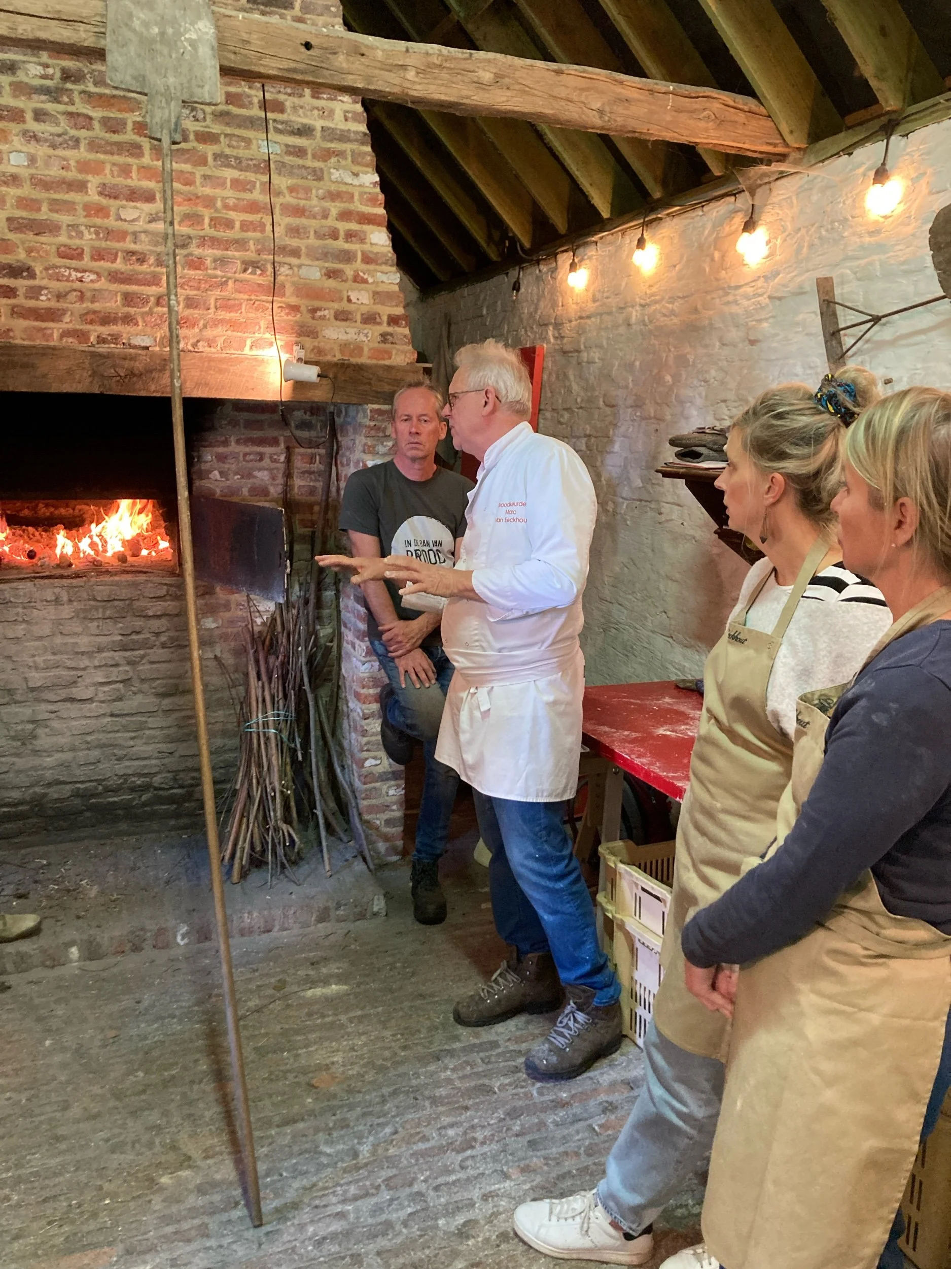 Masterclass Zuurdesembrood bij Grom: Een Culinaire Symfonie