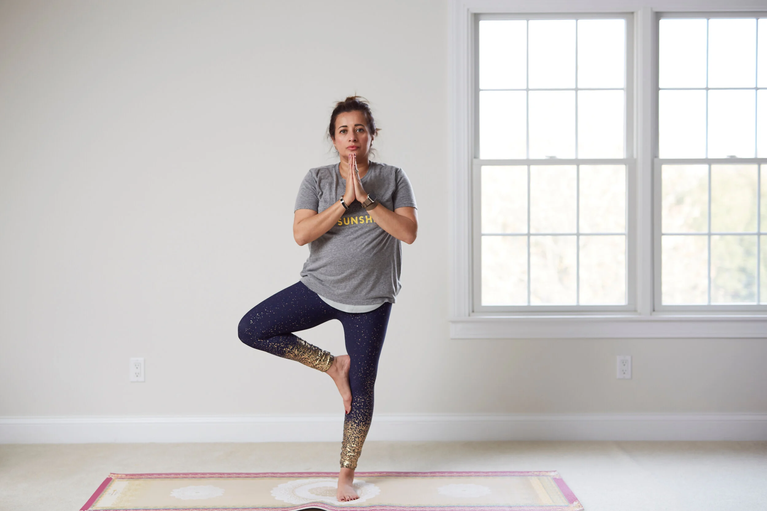 Uzma Yoga poses -  benromangphoto - 6I5A7103.jpeg