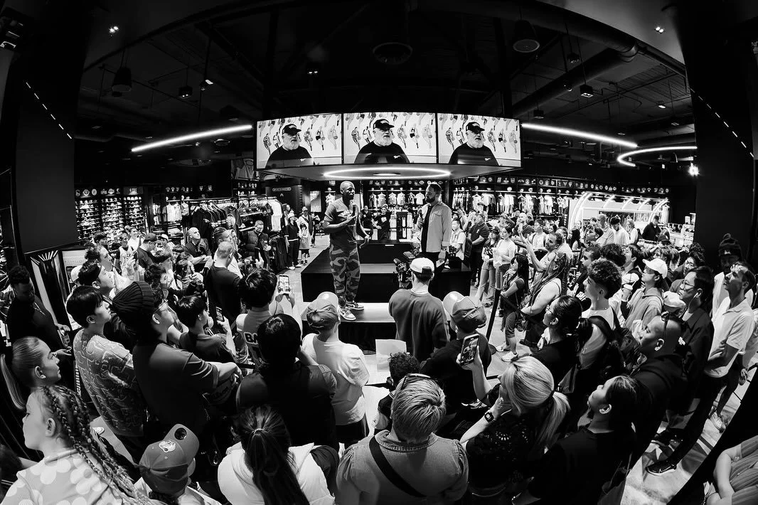 A slam dunk event ❤️

Huge day today at the NBA store. Thanks to everyone who joined! #slampay 

@pistolpetey_ @jasoncadee5 @jackginnivan @djc_bu @trayfour @nbaaustralia @giasportsservices @joeymausar @speakcommunications 

📸 @benizzard
