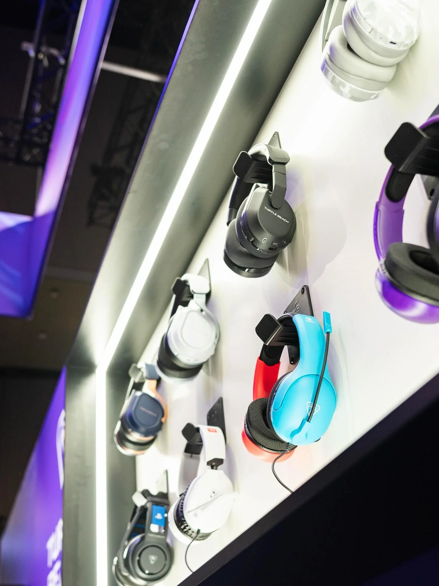 @turtlebeach showcased their latest gaming accessories at @paxaus - from headsets and controllers to peripherals and racing simulation gear. Thanks to everyone who stopped by! 💜

#TurtleBeach
📸 @eventsengine 

SPEAK UP: Bec@speakcommunications.com.