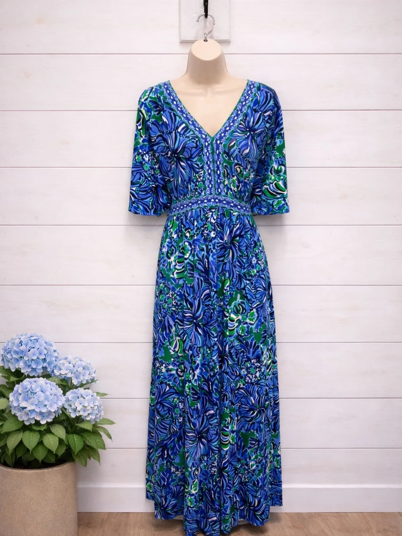 Lilly Pulitzer, size 8, $50.36