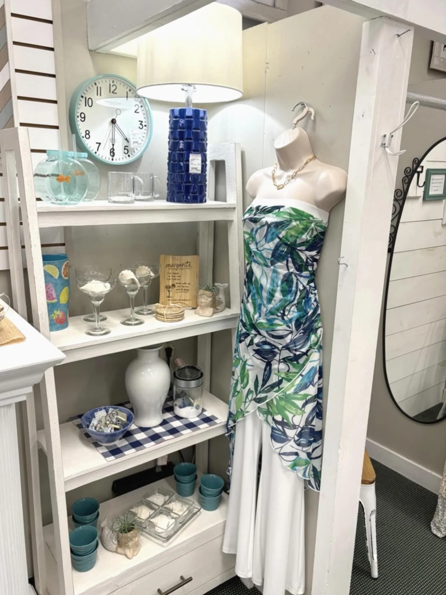 Soft textures, coastal tones, and those little details that make a space feel like home.