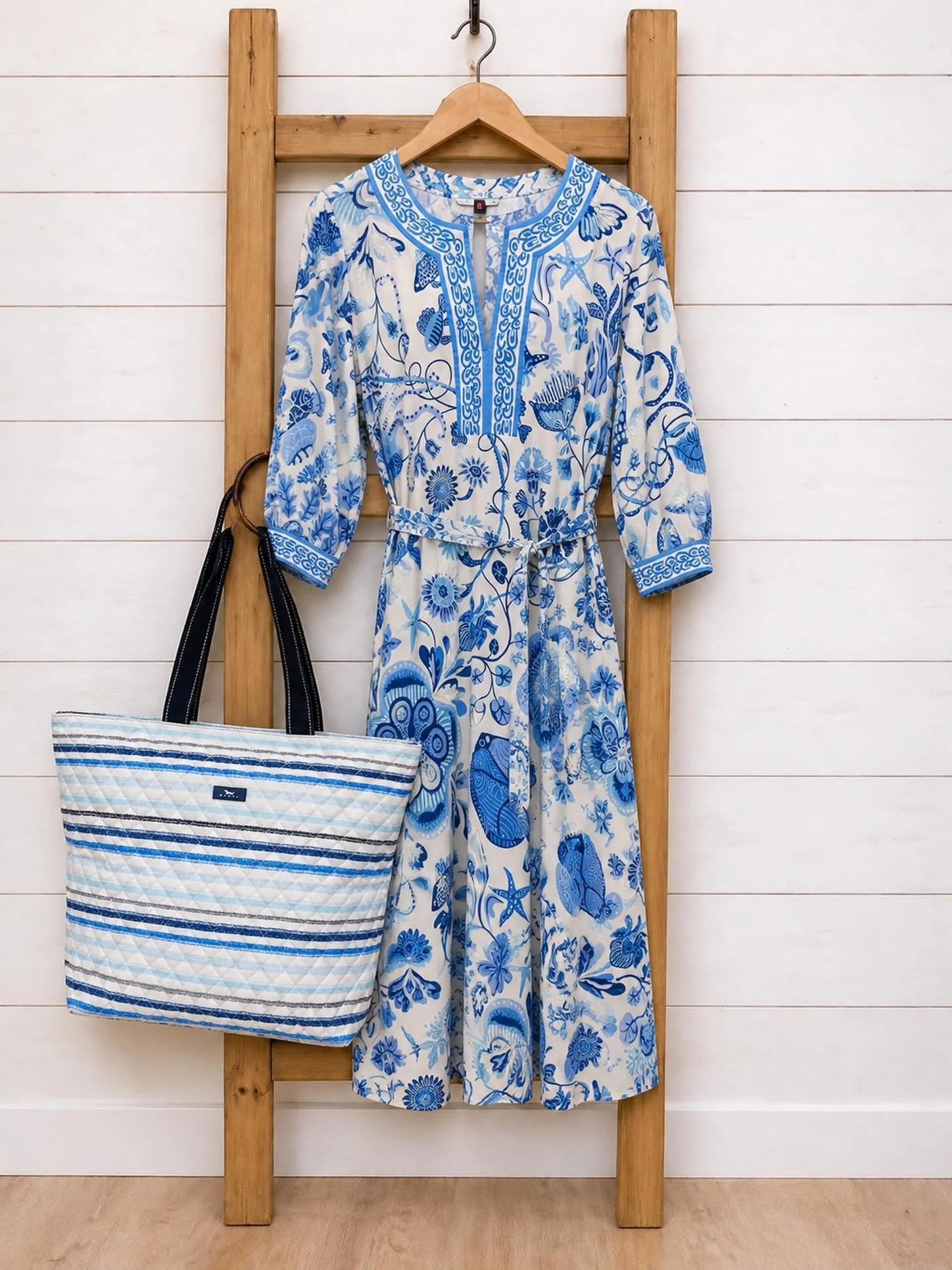 Gretchen Scott dress, size XL, $44.95

Scout tote $42.95
