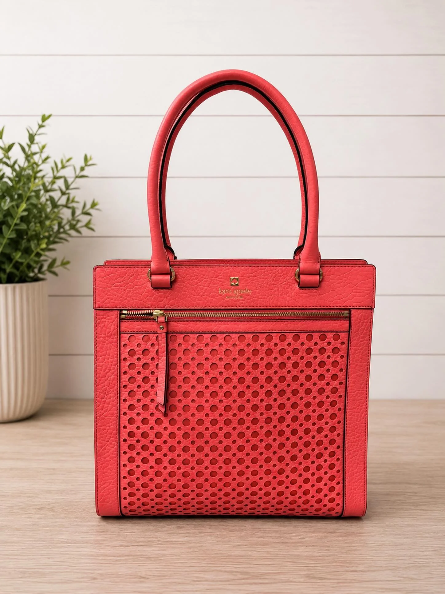 Kate Spade Lynne Perri Lane Bubbles Tote, $126.95 (retail $428.00)
