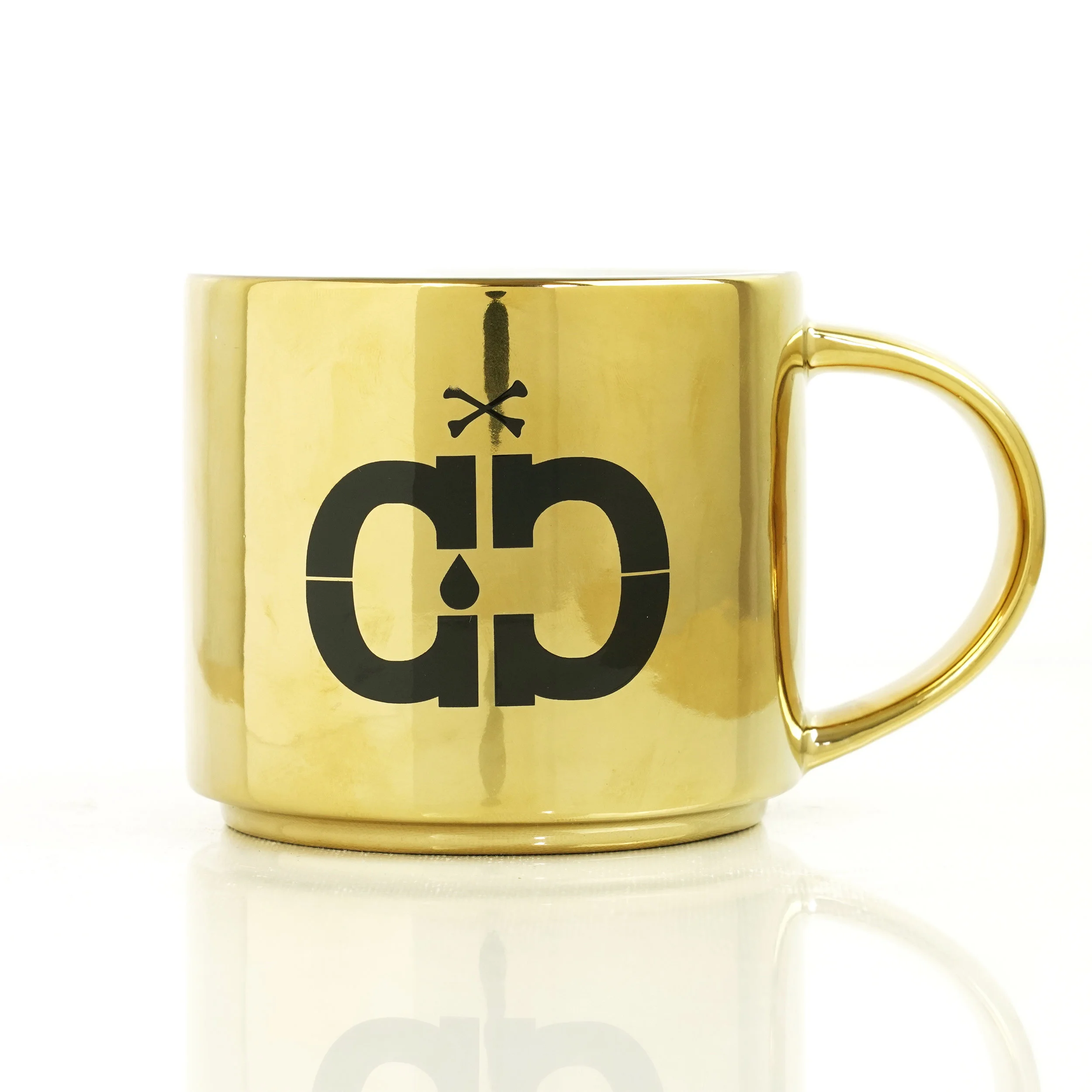 Gold Mug Right Hand.jpg