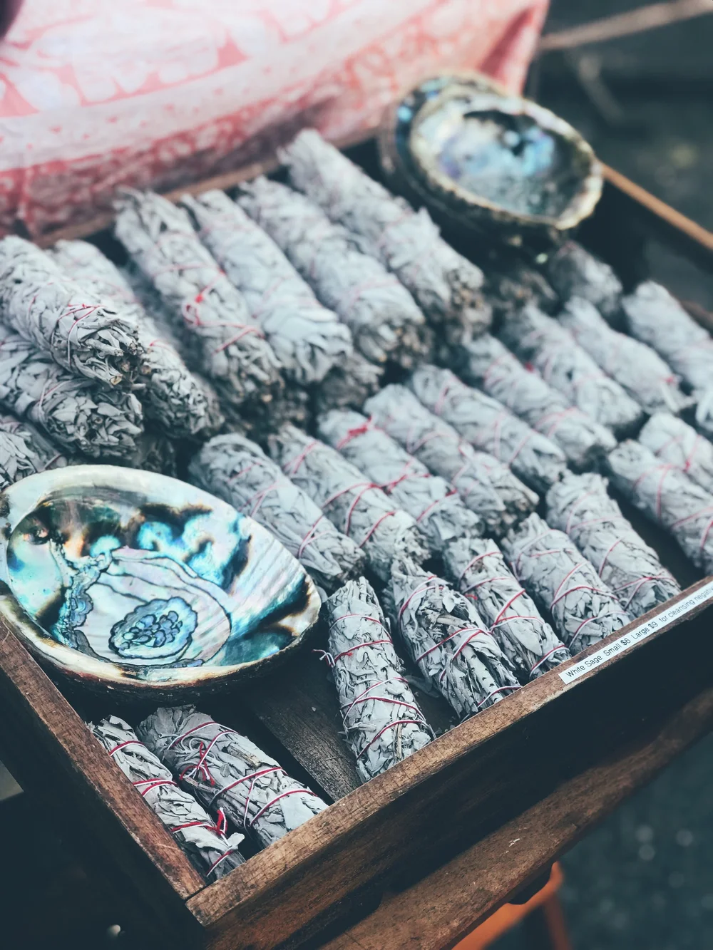 The art of smudging — be well and bloom