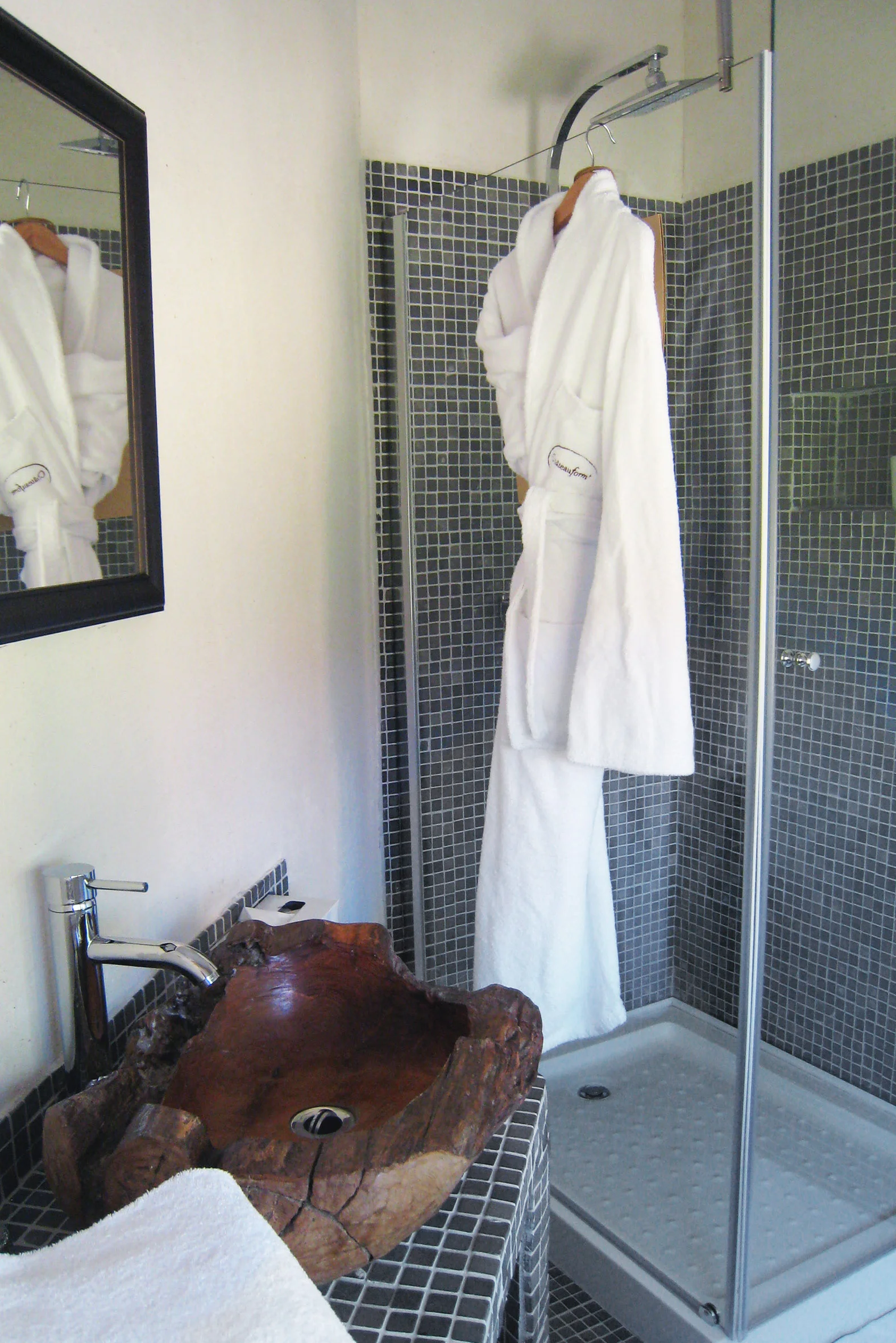 ronqueux_chambre_08.jpg