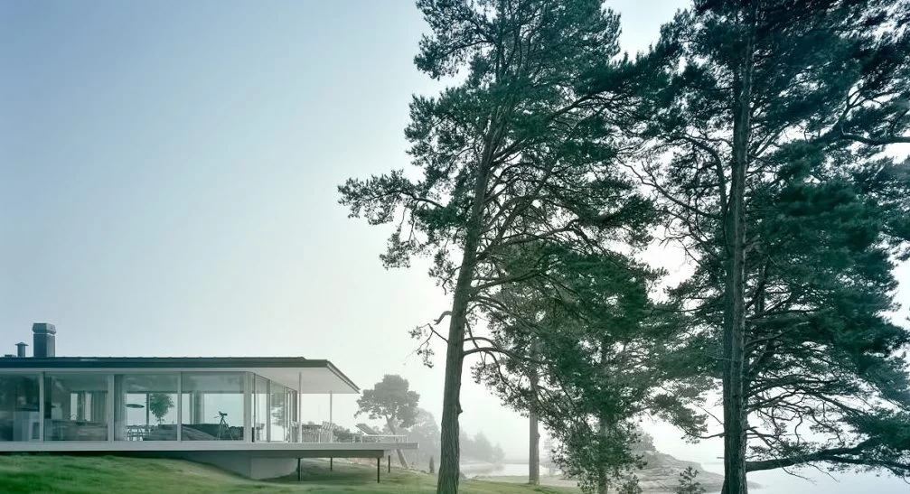 02-Villa-Kymmendo-Luxury-Residence-Grotskar-Island-Sweden-1013x742.jpg