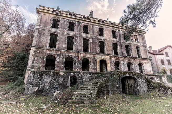 grand hôtel de la forêt en Corse