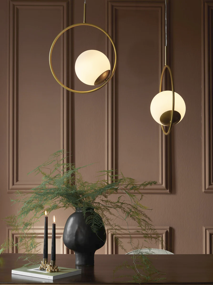 moody-modern-hanging-lamp