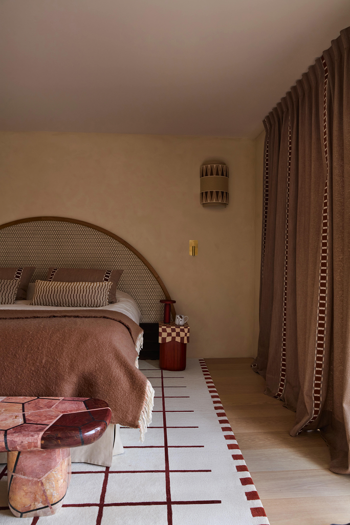 home-tour-aix-helena-monnet-plat-bedroom-red.png
