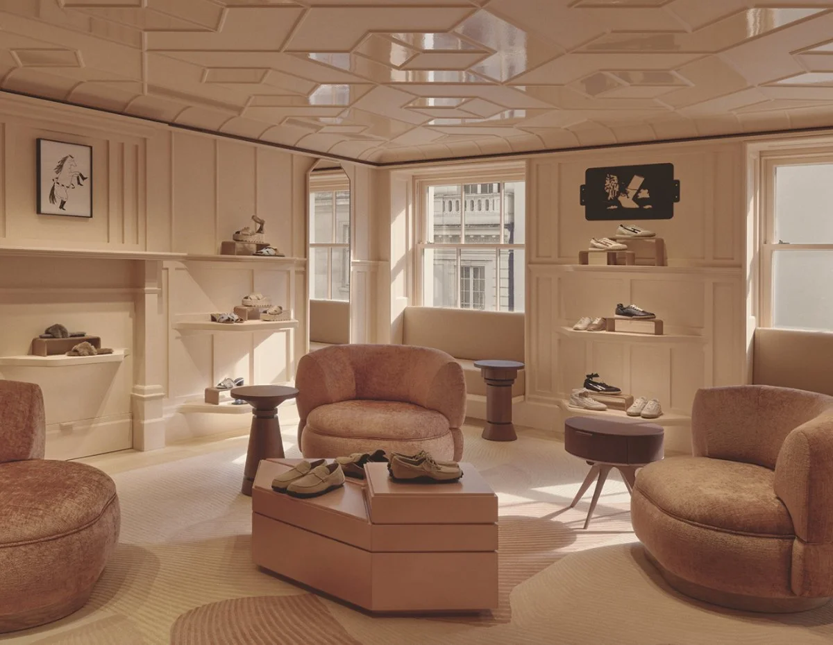 hermes-new-bond-street-room--pink-shoes-1200.jpg