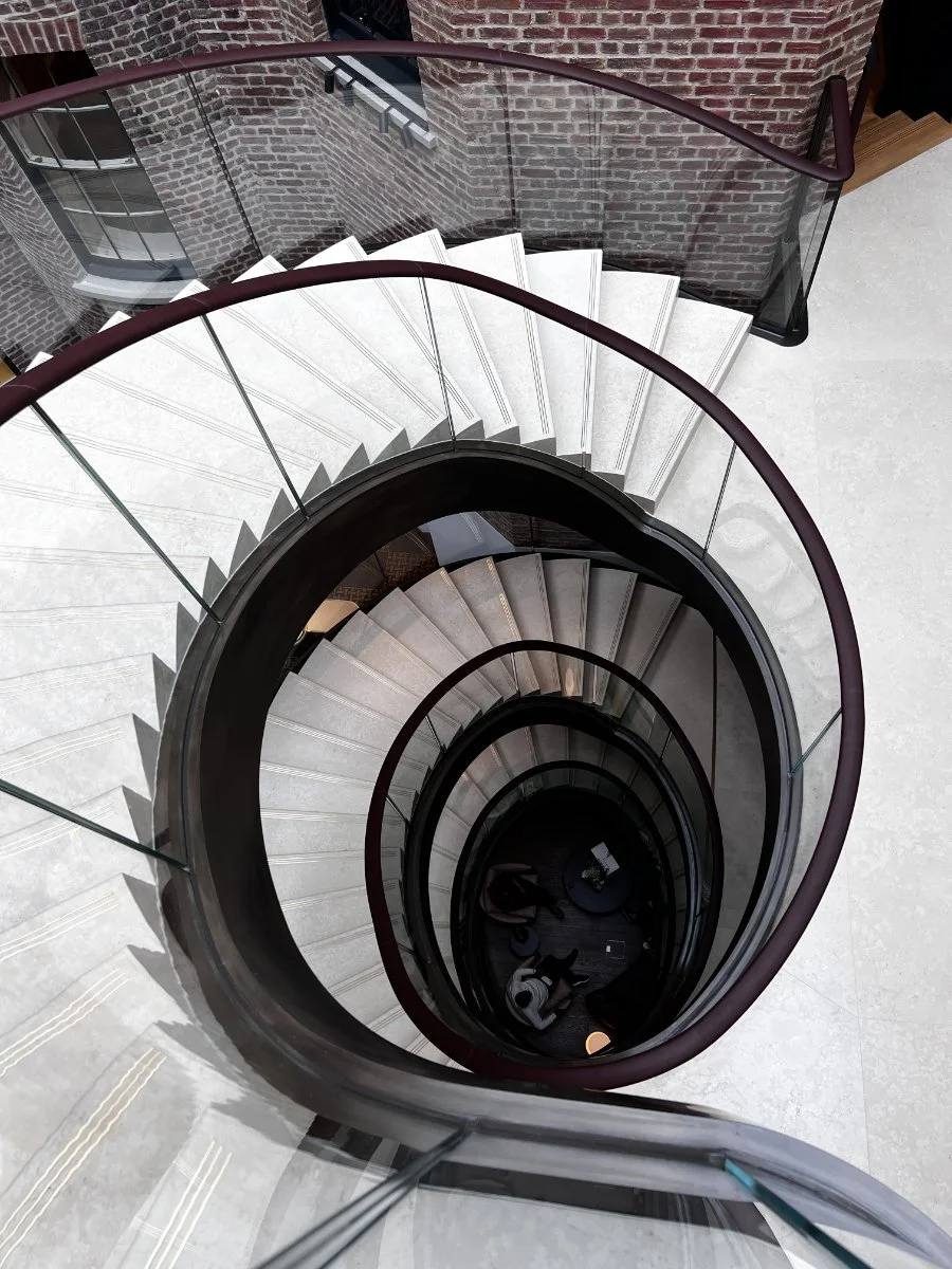 hermes-new-bond-street-stairs-kraftandcarat-900.jpg