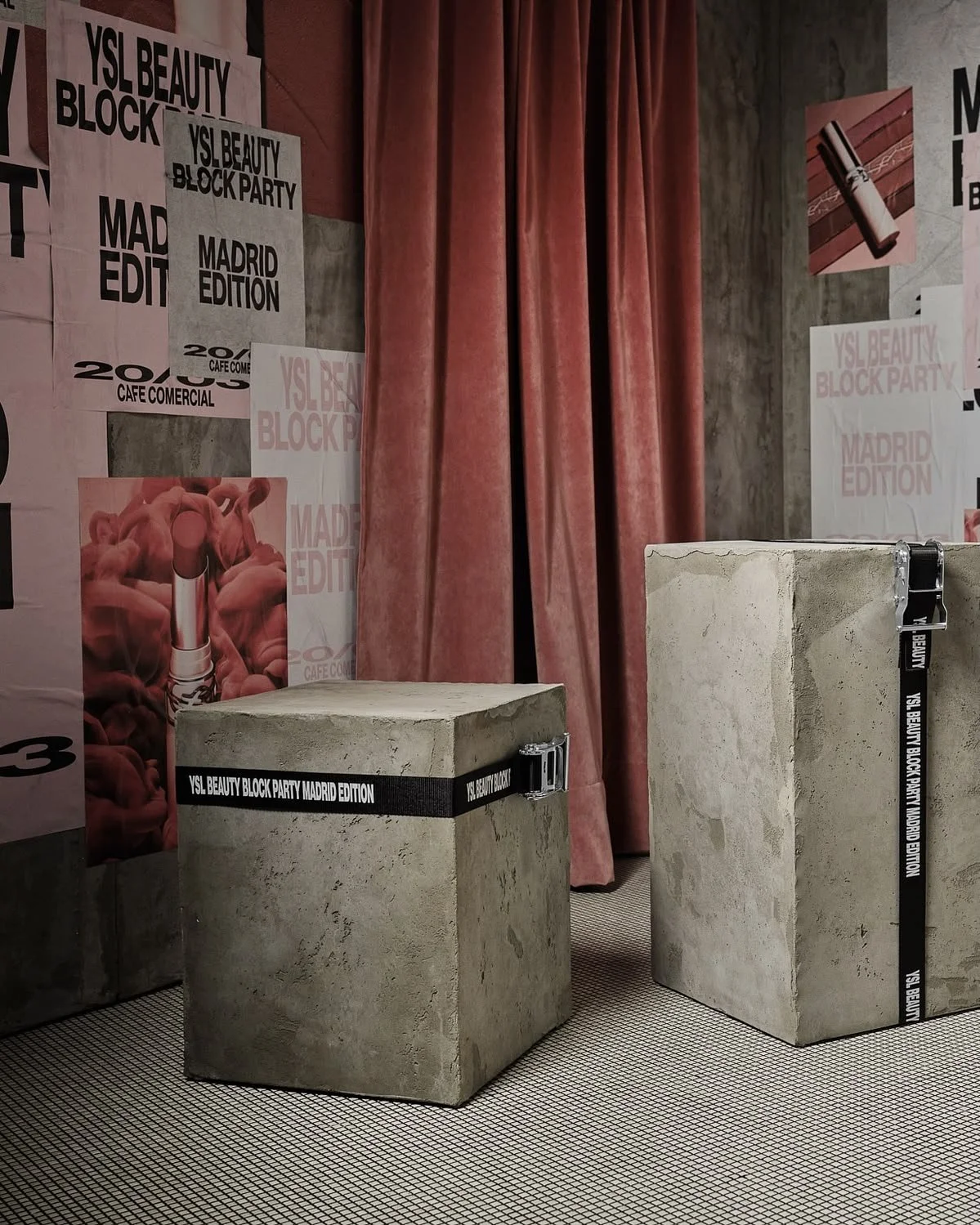 hardware-store-concrete-block-window-display6.jpg