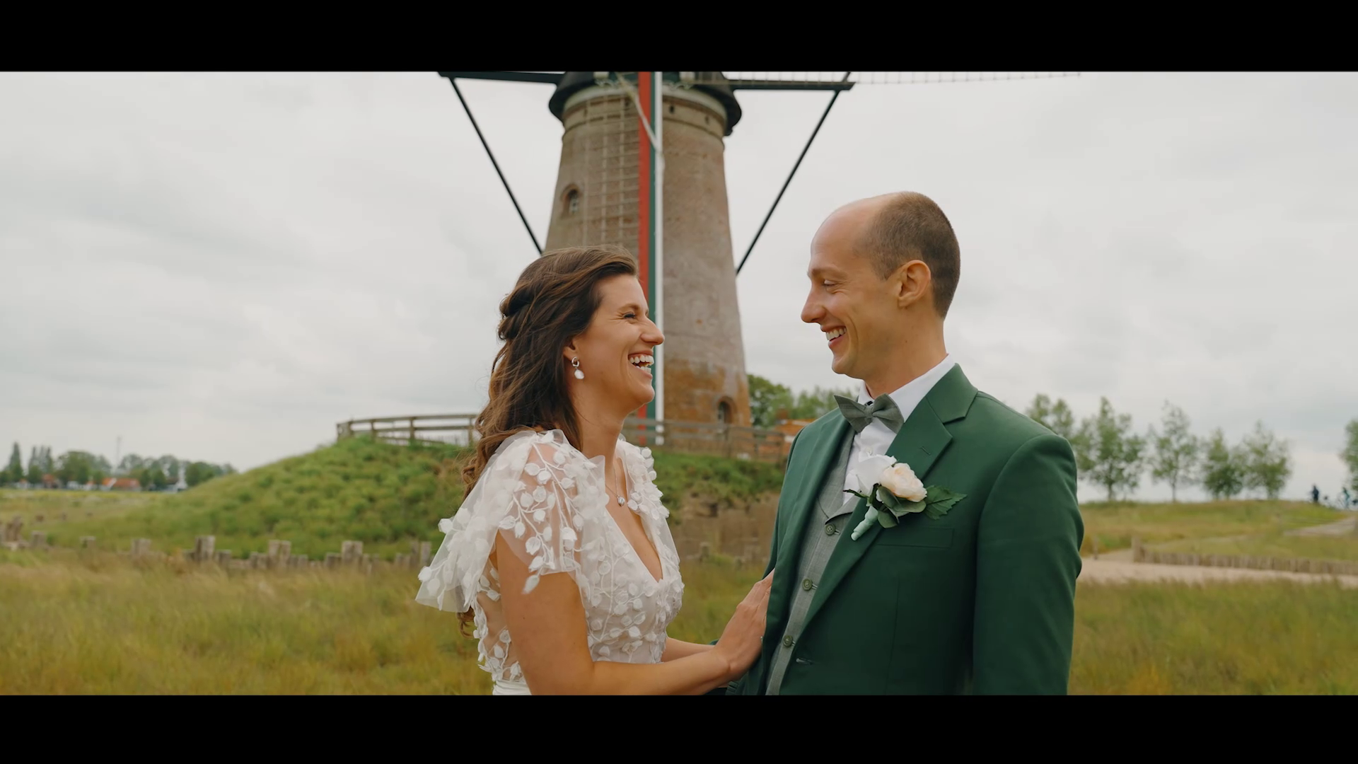 Emma&Tom Trouwclip